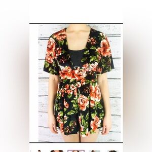 NWT Show me your MUMU floral Velvet Romper Size M